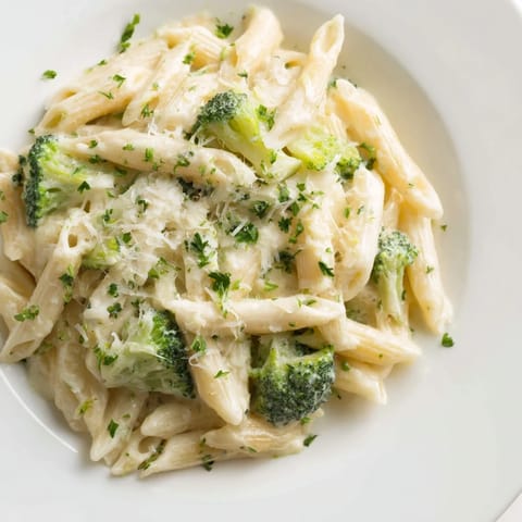 Cream Cheese Garlic Pasta